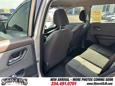 2023 Nissan Rogue SV FWD