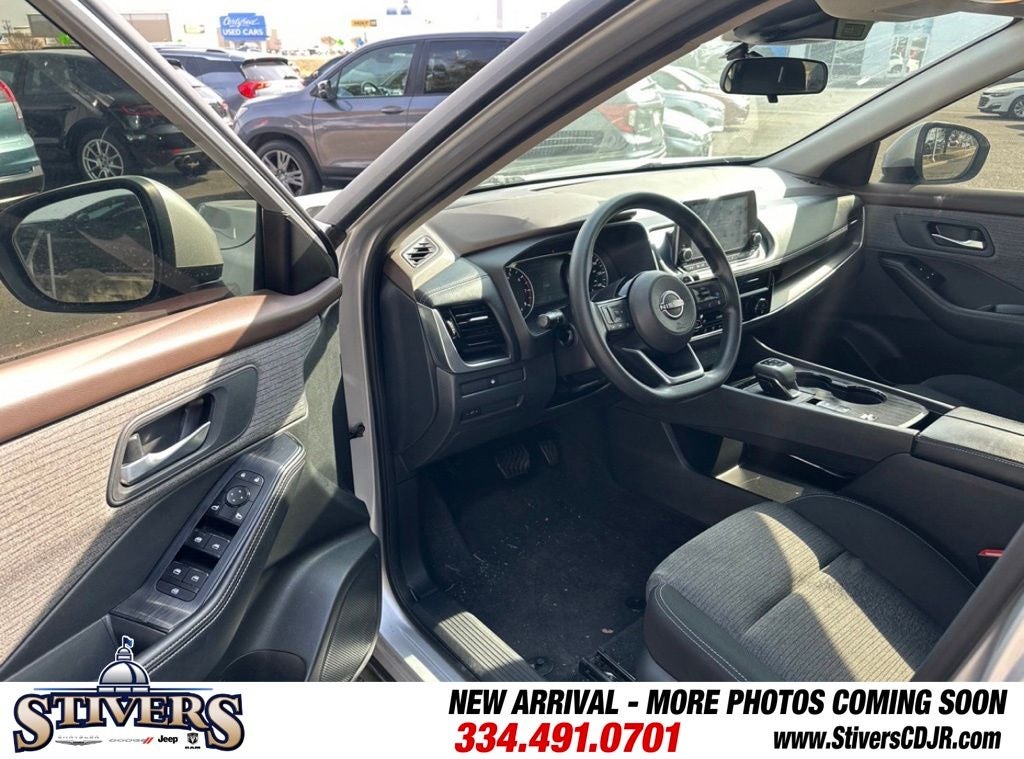 2023 Nissan Rogue SV FWD