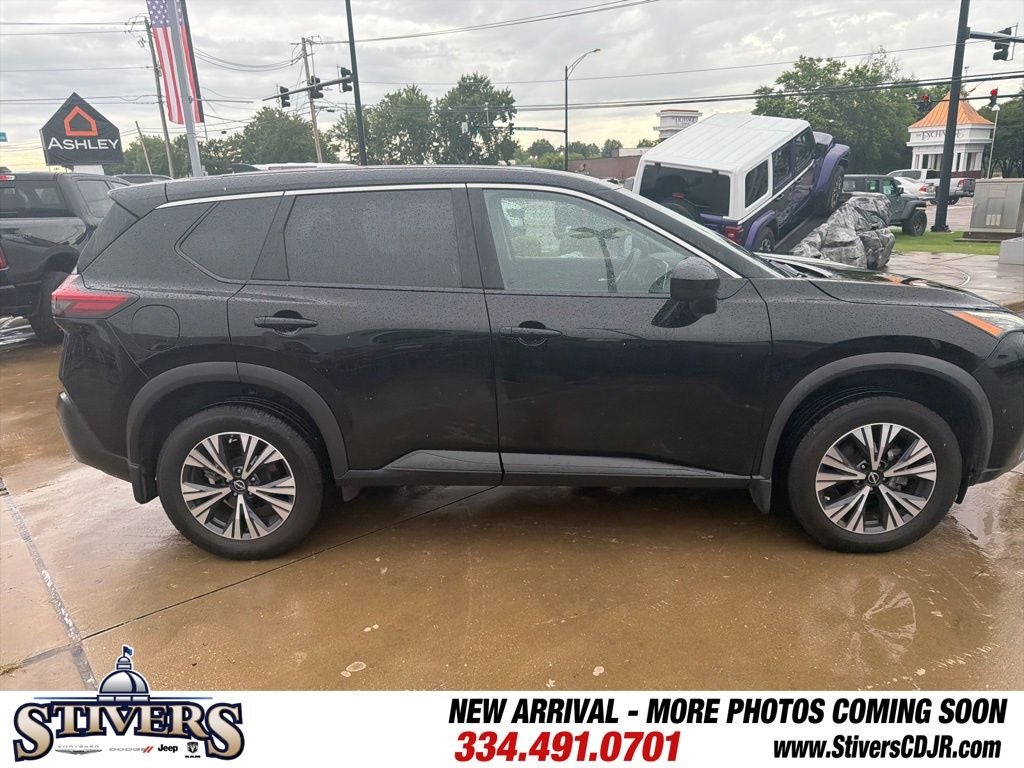 2023 Nissan Rogue SV FWD