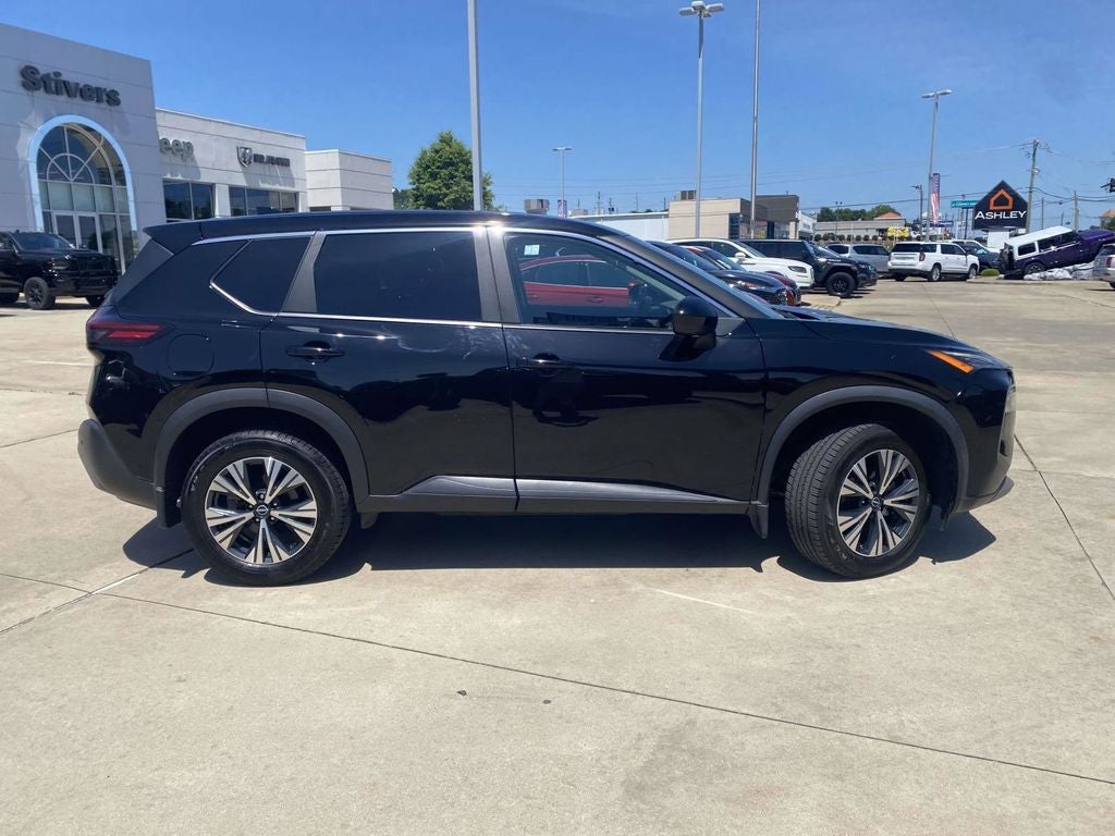 2023 Nissan Rogue SV FWD