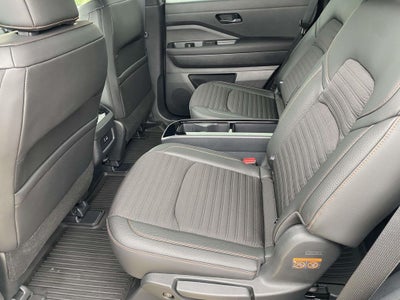 2025 Nissan Pathfinder Rock Creek 4WD