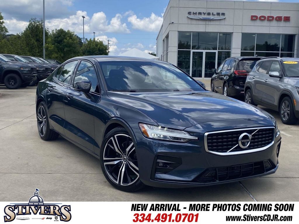 2020 Volvo S60 T5 R-Design