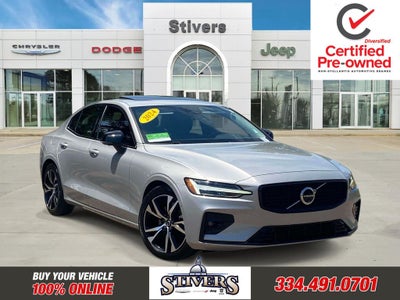 2024 Volvo S60 B5 Plus Dark Theme