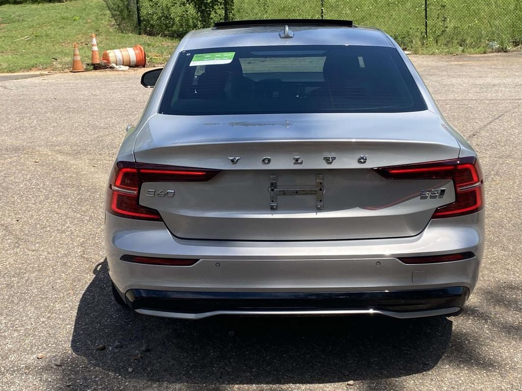2024 Volvo S60 B5 Plus Dark Theme