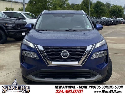 2021 Nissan Rogue SV FWD