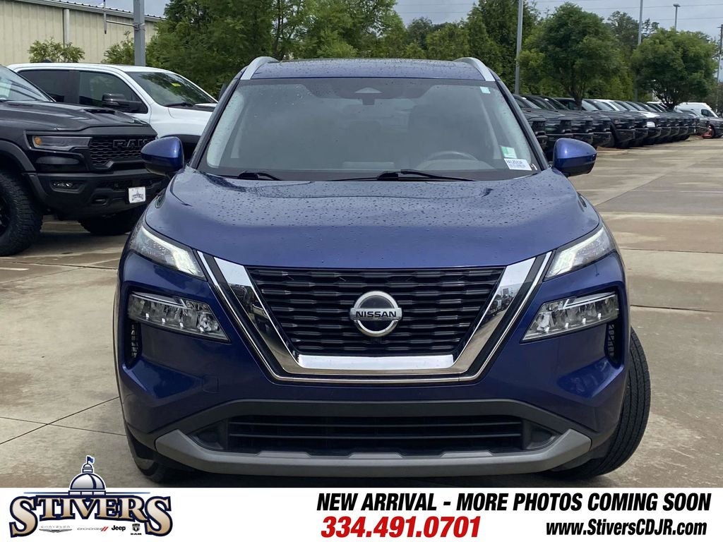 2021 Nissan Rogue SV FWD