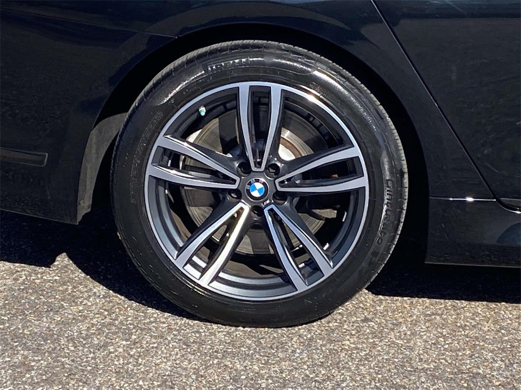 2021 BMW 750i xDrive