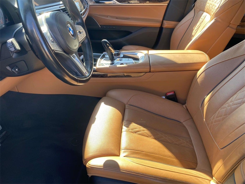 2021 BMW 750i xDrive