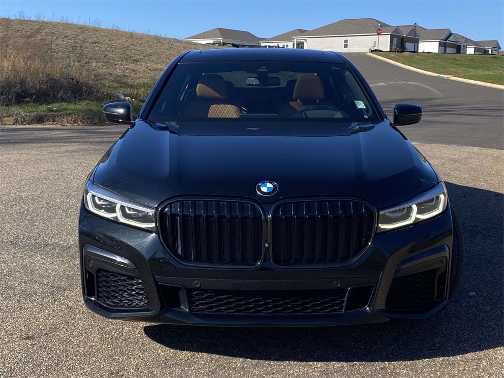 2021 BMW 750i xDrive