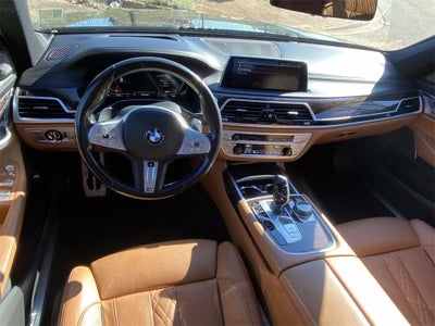 2021 BMW 750i xDrive