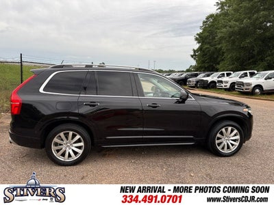 2018 Volvo XC90 T5 Momentum