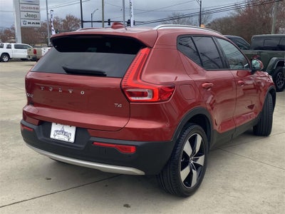 2019 Volvo XC40 T4 Momentum